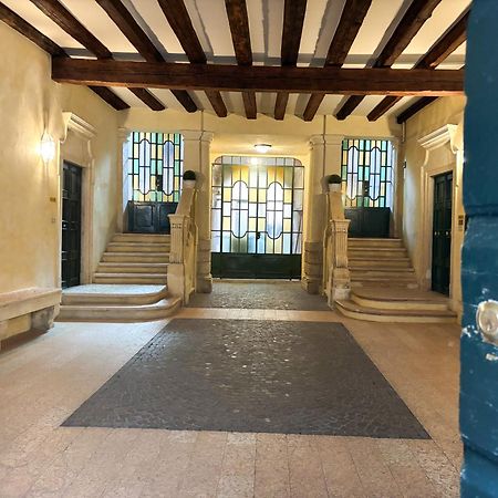 Ferienwohnung Palazzo Tiolo Verona Exterior foto